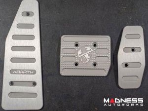 FIAT 500 Pedal Set + Footrest - Aluminum - Machined ABARTH + Scorpion Logos - Automatic